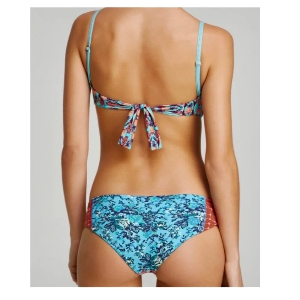 (BOTTOMS) Maaji Blooming Champion Reversible Bikini Bottoms. - Picture 2 of 7